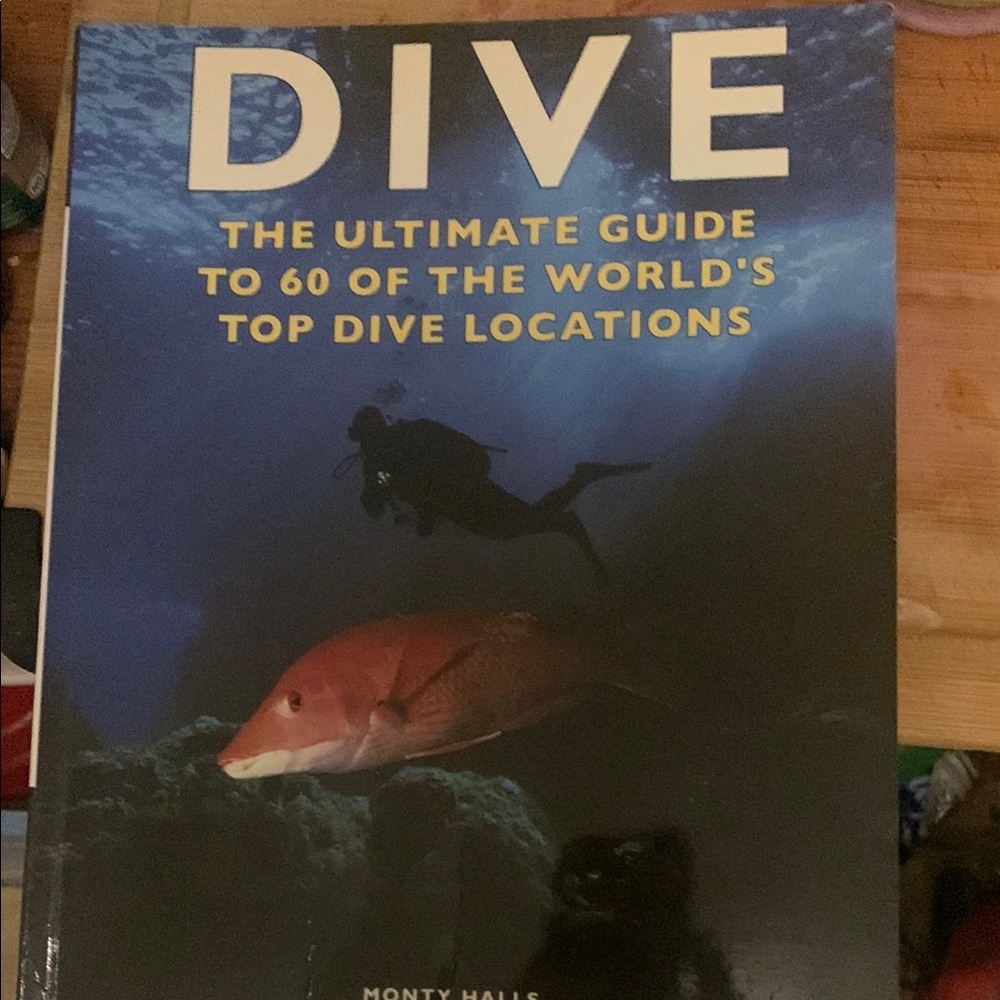 Dive The Ultimate Guide to 60 Top Dive Locations Colourful Picture Book 😍😍😍